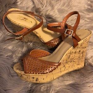 Tan wedges